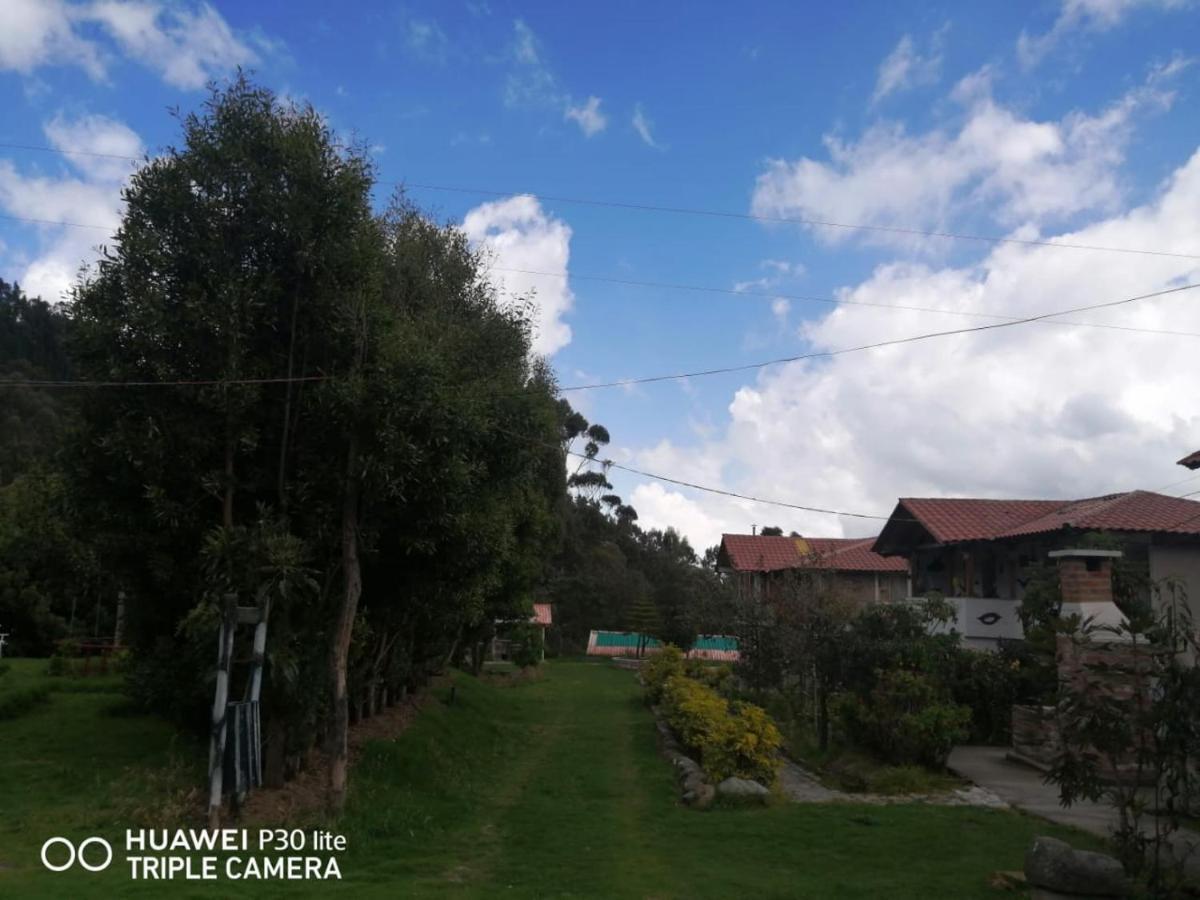 Hostal El Vaquero Chugchilan Bagian luar foto
