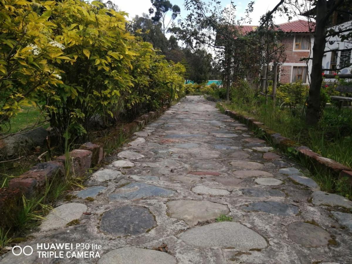 Hostal El Vaquero Chugchilan Bagian luar foto