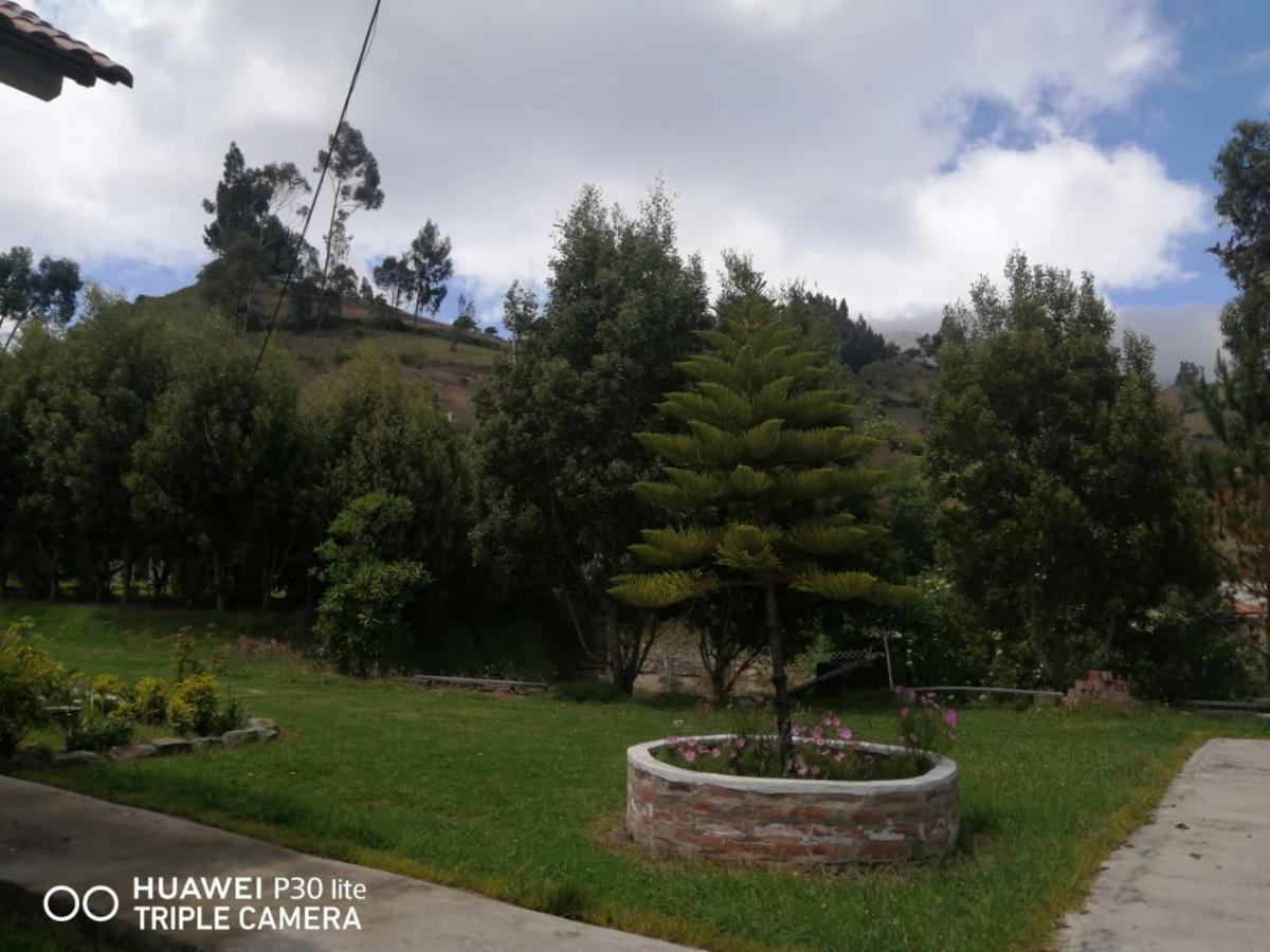 Hostal El Vaquero Chugchilan Bagian luar foto