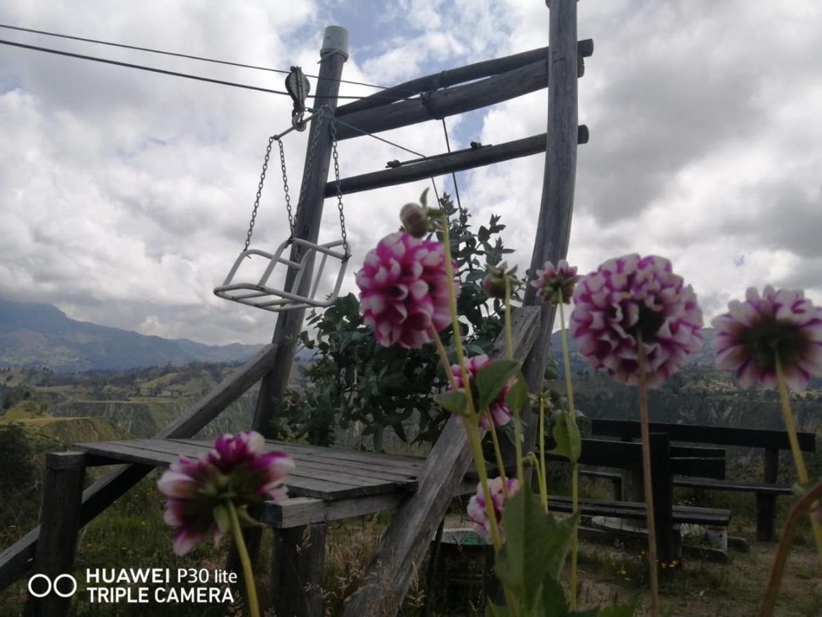 Hostal El Vaquero Chugchilan Bagian luar foto