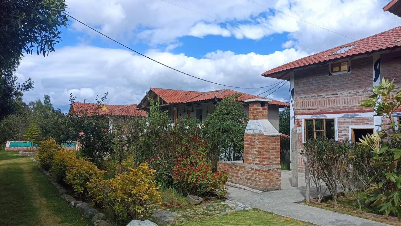 Hostal El Vaquero Chugchilan Bagian luar foto