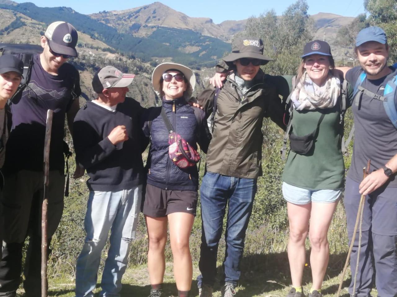 Hostal El Vaquero Chugchilan Bagian luar foto